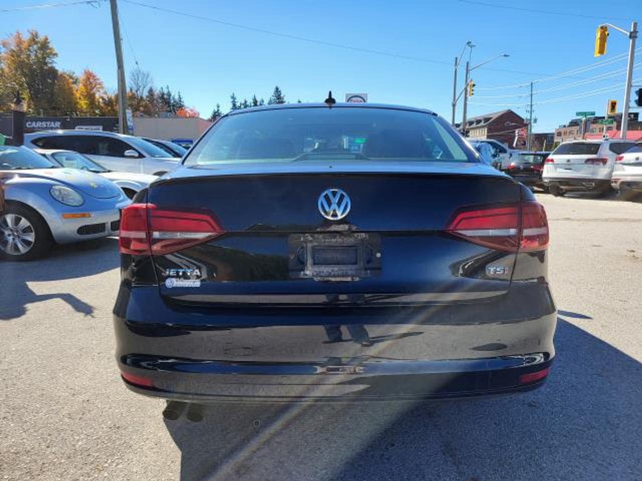 2017 Volkswagen Jetta wolfsburg Photo3