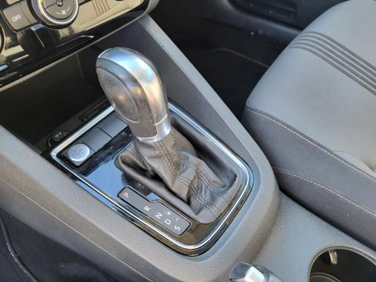 2017 Volkswagen Jetta wolfsburg Photo