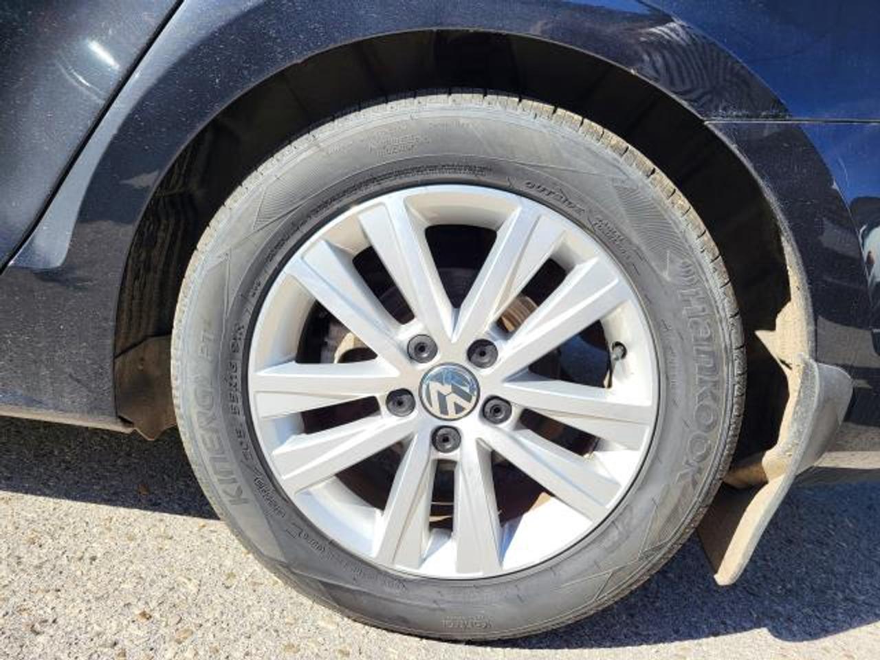 2017 Volkswagen Jetta wolfsburg Photo