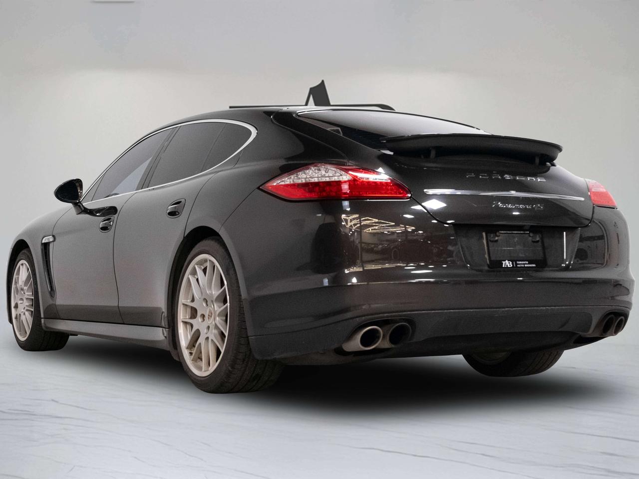 2010 Porsche Panamera 4S | BOSE | SUNROOF Photo