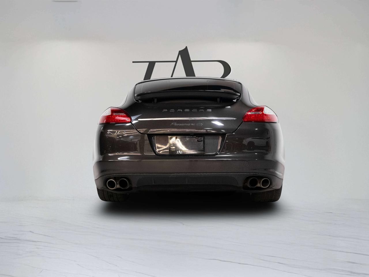 2010 Porsche Panamera 4S | BOSE | SUNROOF Photo