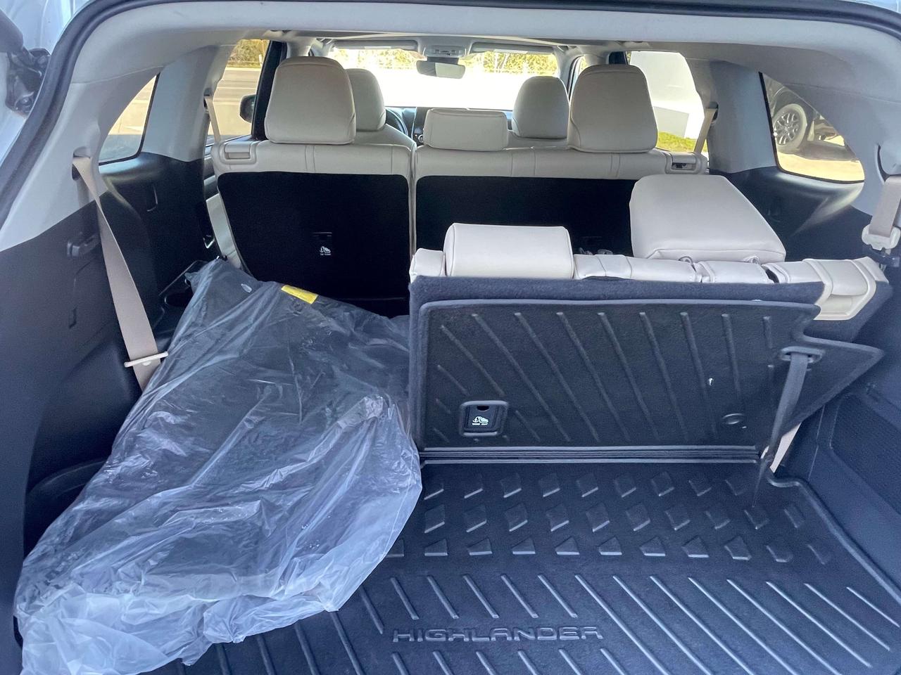 2024 Toyota Highlander XLE AWD Photo