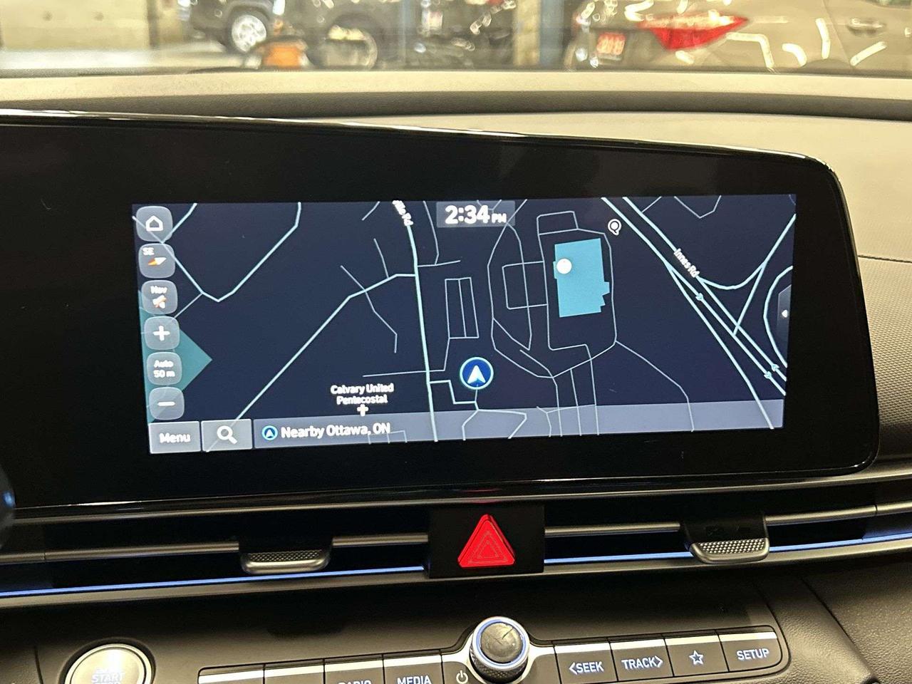 2025 Hyundai Elantra PREFERRED TECH | SUNROOF | HTD SEATS | CARPLAY Photo