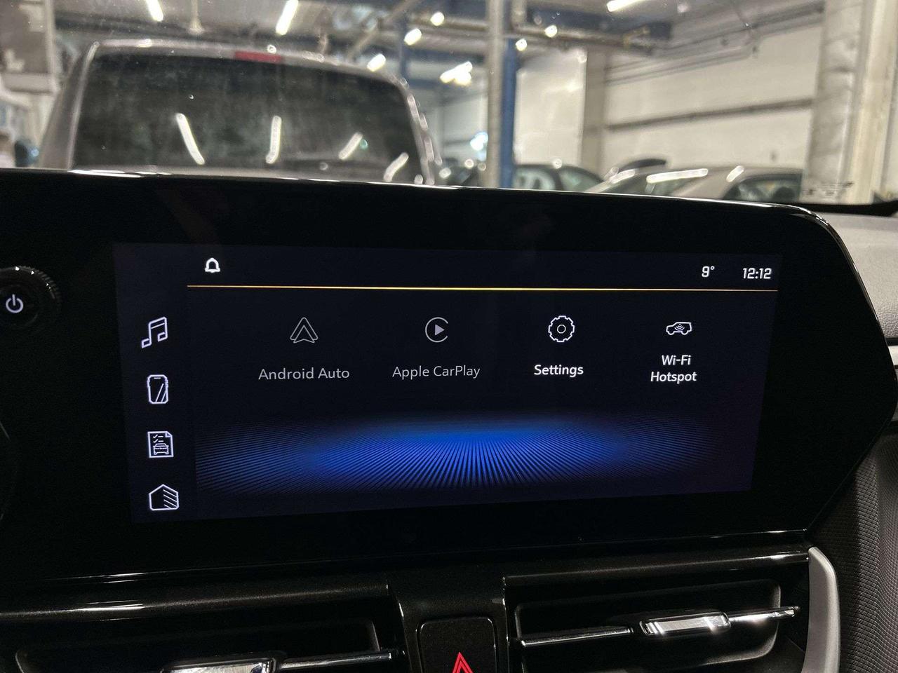 2025 Chevrolet TrailBlazer LT AWD | HTD SEATS | CARPLAY | REMOTE START | A/C Photo