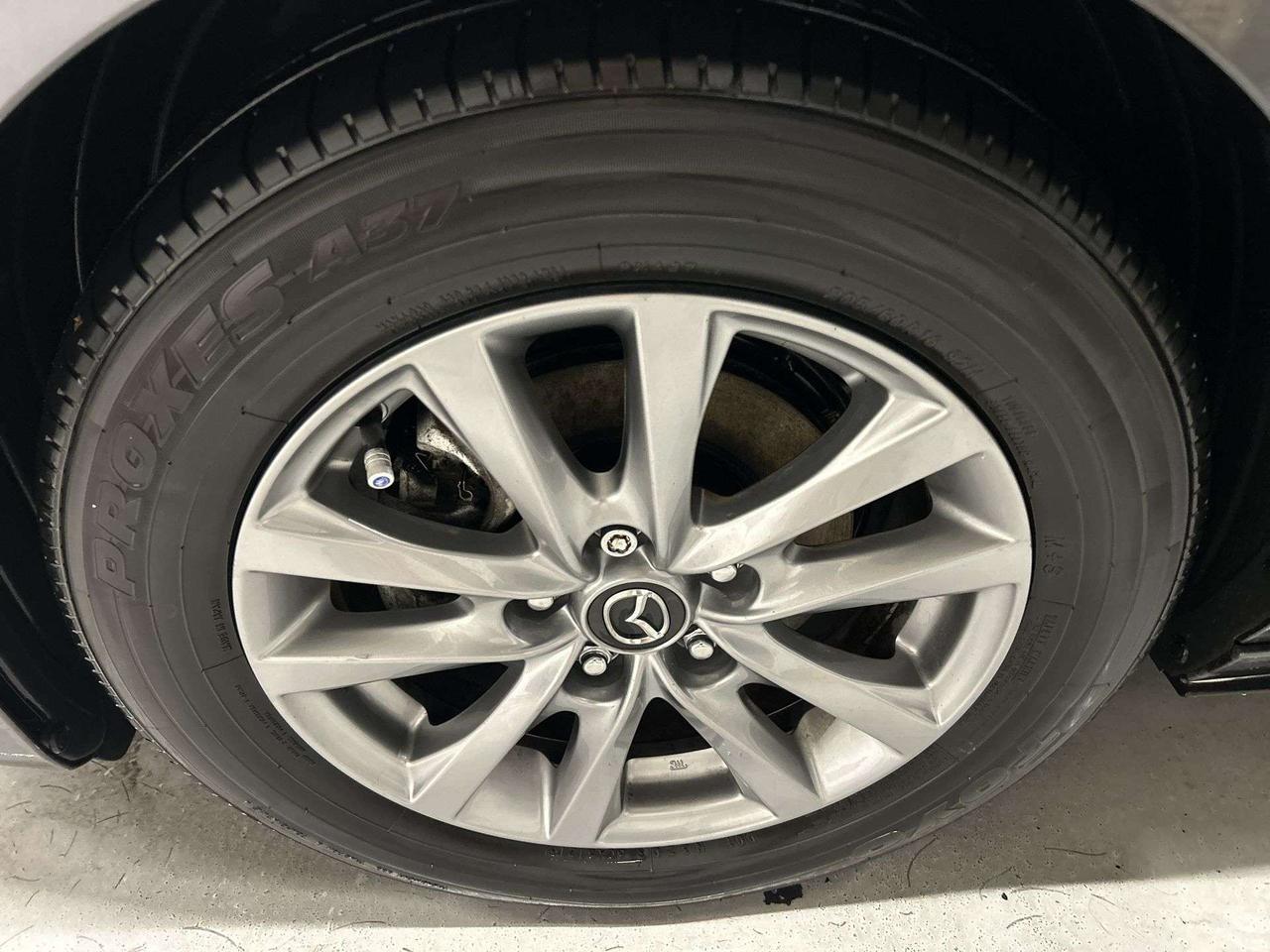 2023 Mazda MAZDA3 AUTO | LOW KMS! | HTD SEATS | CARPLAY | ALLOYS Photo