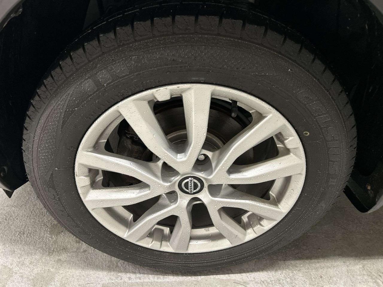 2023 Nissan Qashqai AWD | HTD SEATS |CARPLAY | ALLOYS | REAR CAM | A/C Photo