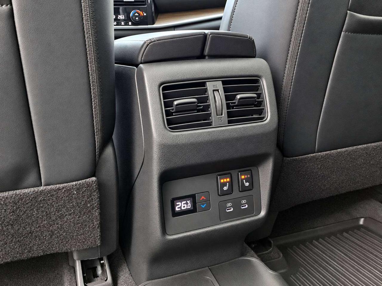 2024 Nissan Rogue Platinum | Quilted Leather | Bose Audio | AWD Photo