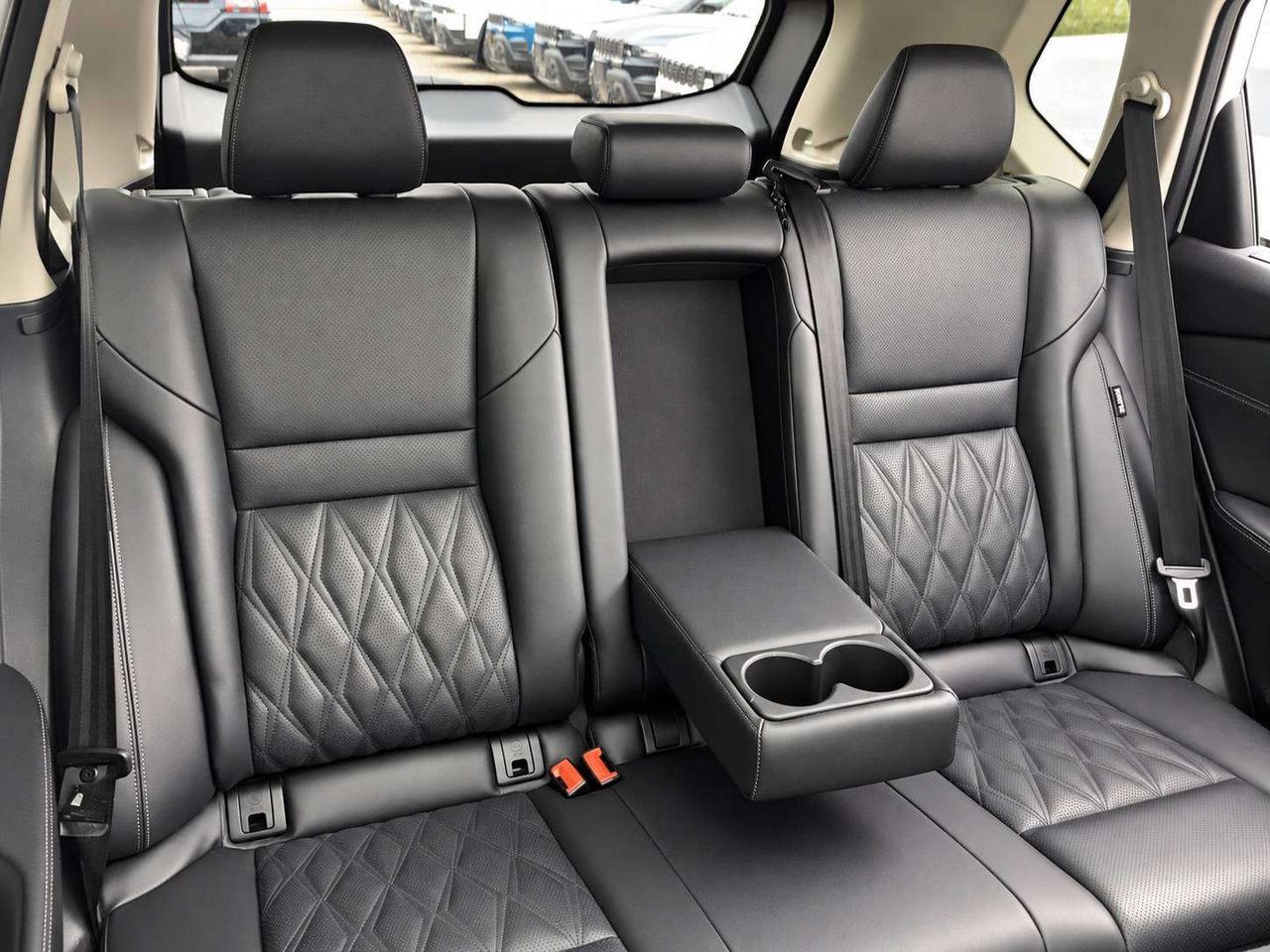 2024 Nissan Rogue Platinum | Quilted Leather | Bose Audio | AWD Photo