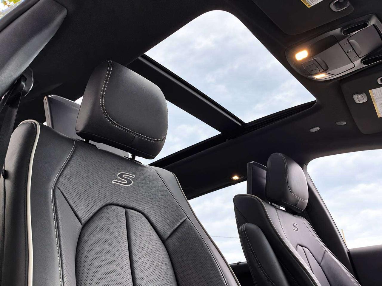2026 Chrysler Pacifica Limited S App | TheatreGroup | SafetySphere | AWD Photo
