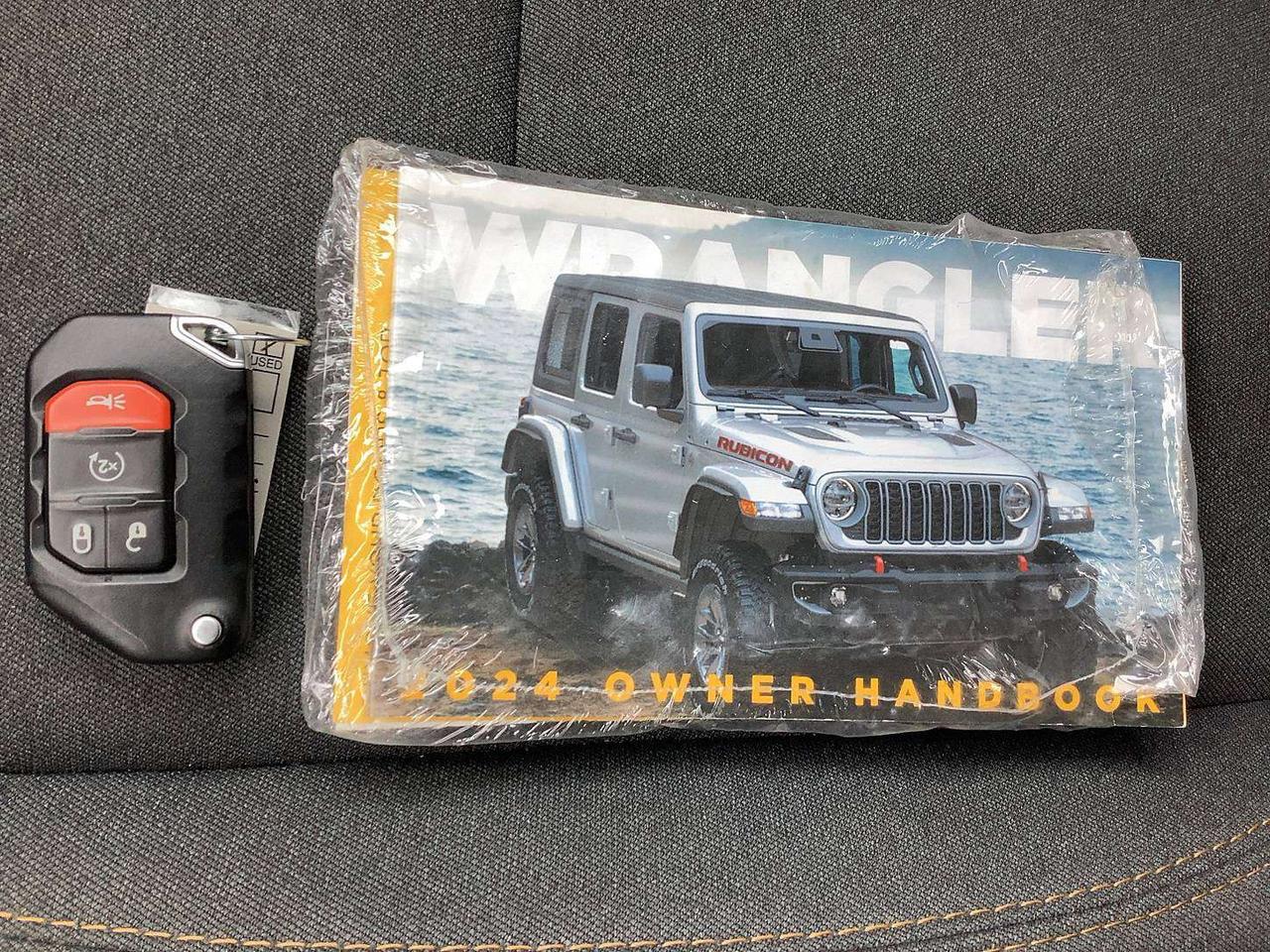 2024 Jeep Wrangler Sahara 4Dr |Dual Top | Side Steps | 4X4 Photo
