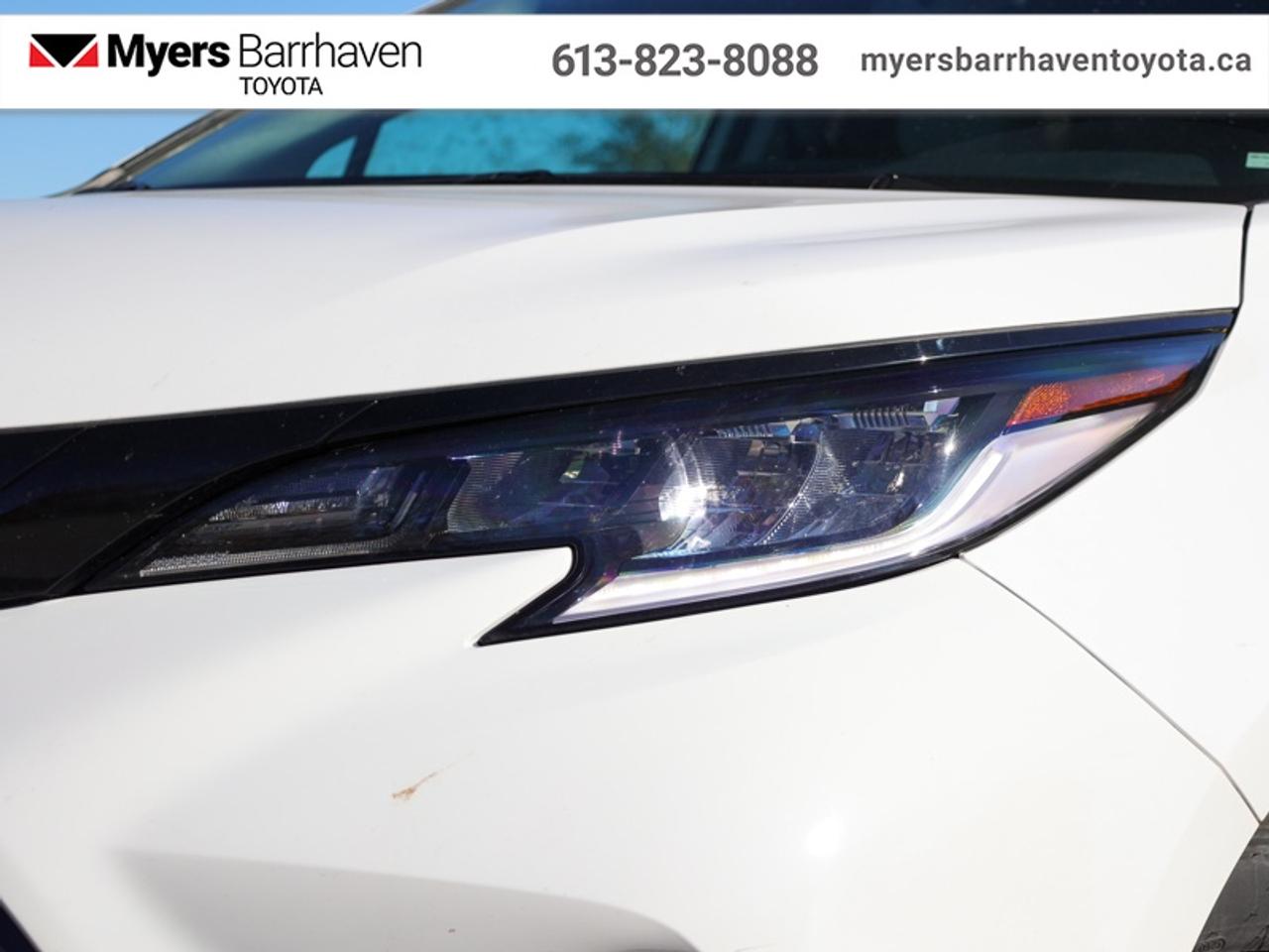 2025 Toyota Sienna XSE 7-Passenger AWD  - Navigation - $424 B/W Photo