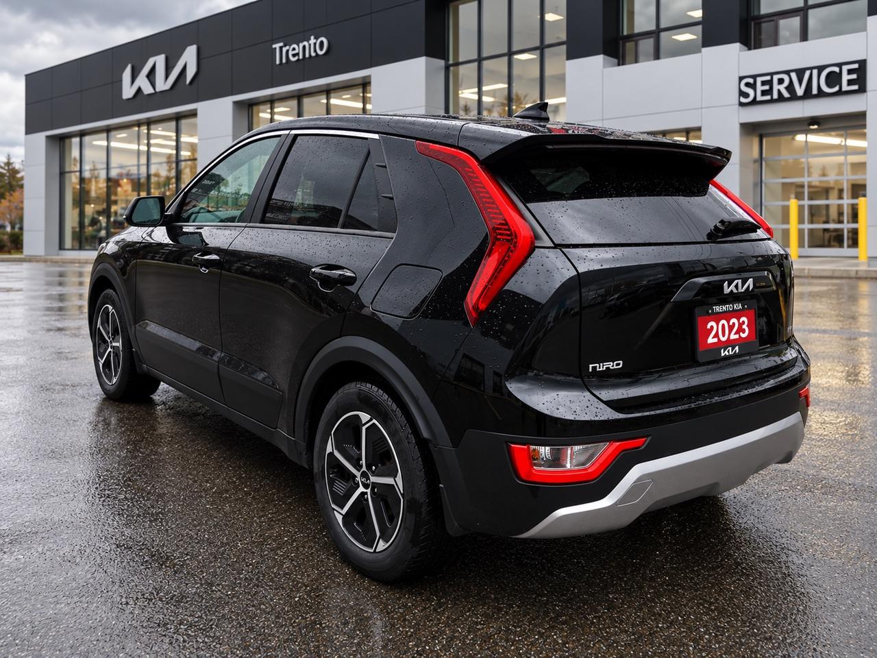 2023 Kia NIRO LX Photo