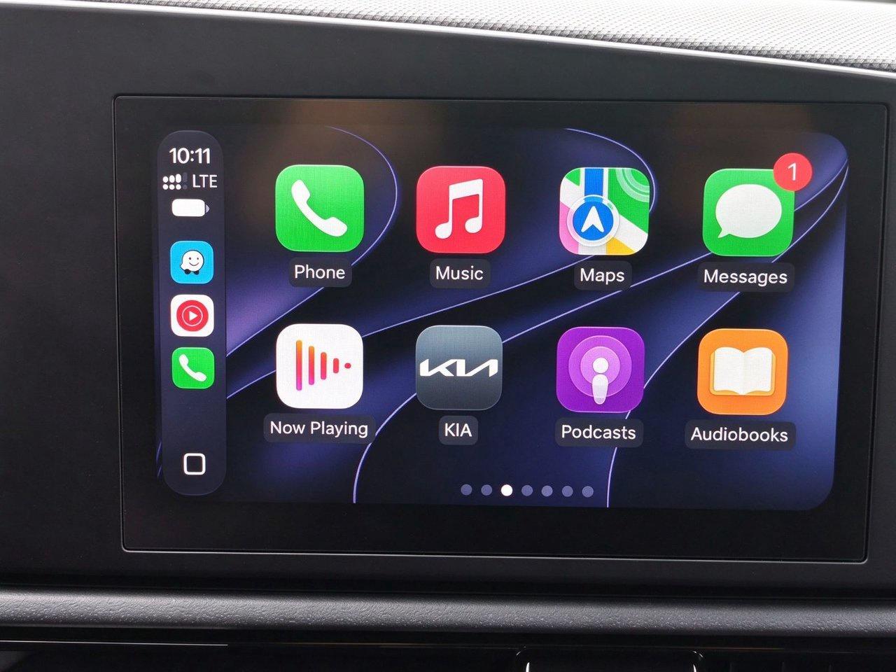 2023 Kia NIRO LX Photo