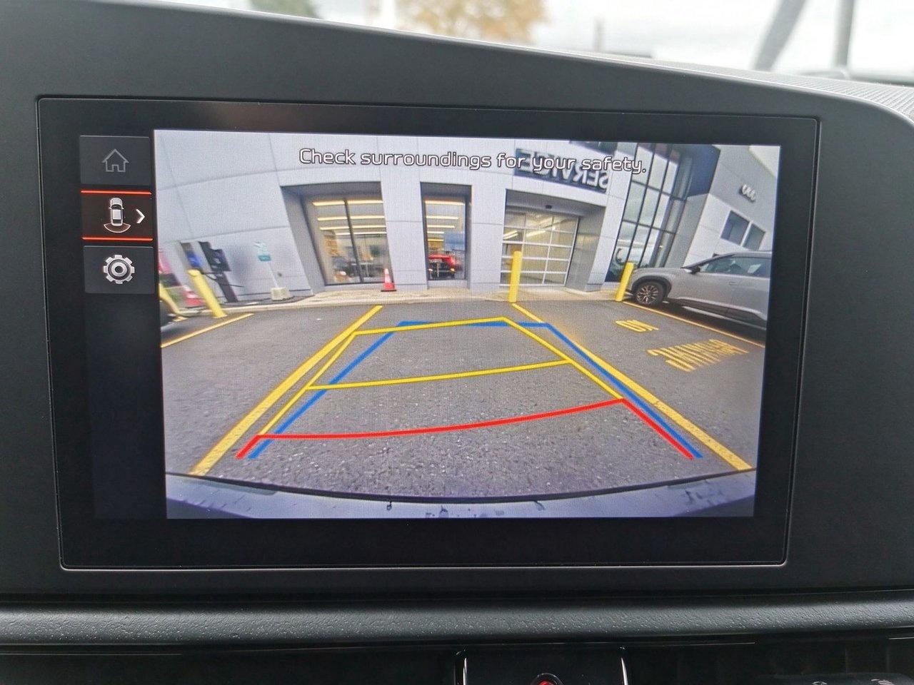 2023 Kia NIRO LX Photo