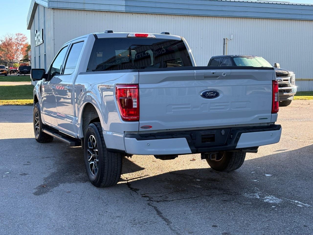 2023 Ford F-150 XLT 4WD SuperCrew 5.5' Box Photo