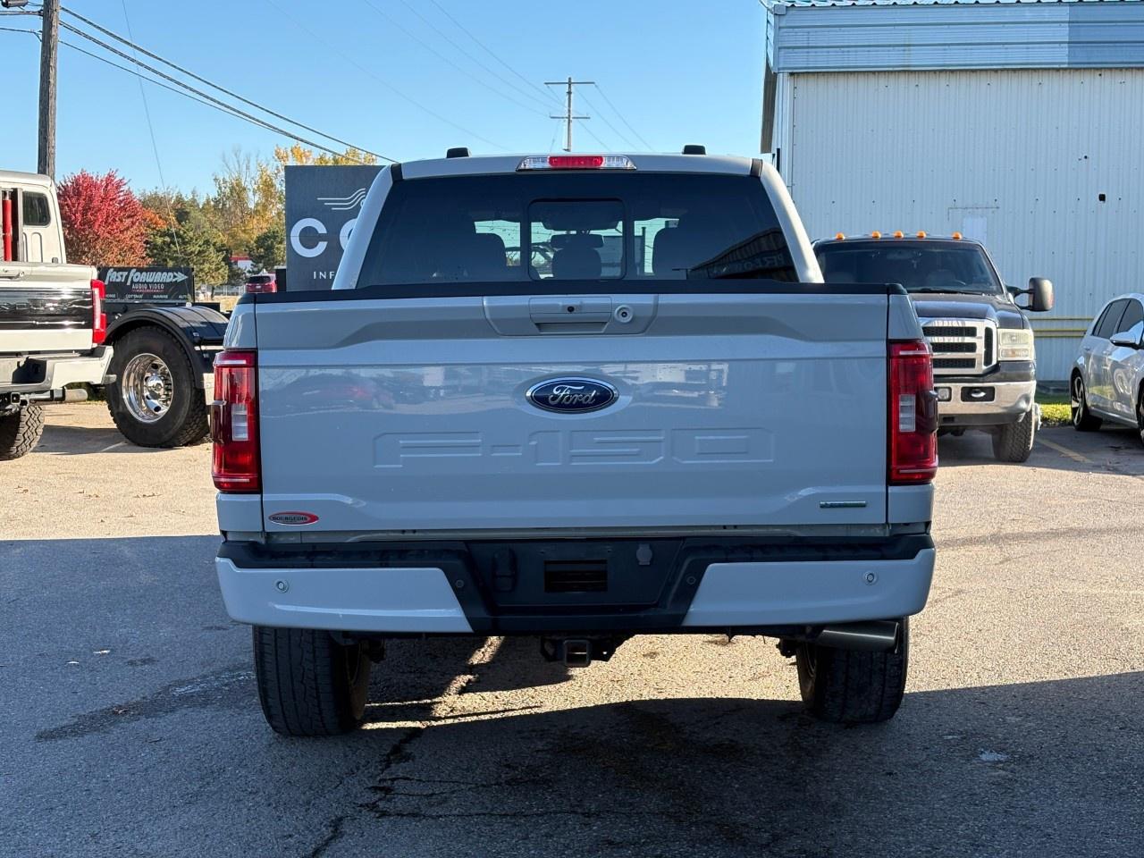 2023 Ford F-150 XLT 4WD SuperCrew 5.5' Box Photo