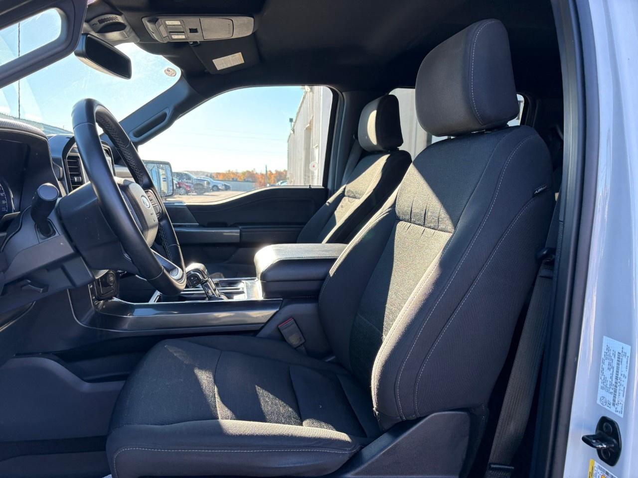 2023 Ford F-150 XLT 4WD SuperCrew 5.5' Box Photo