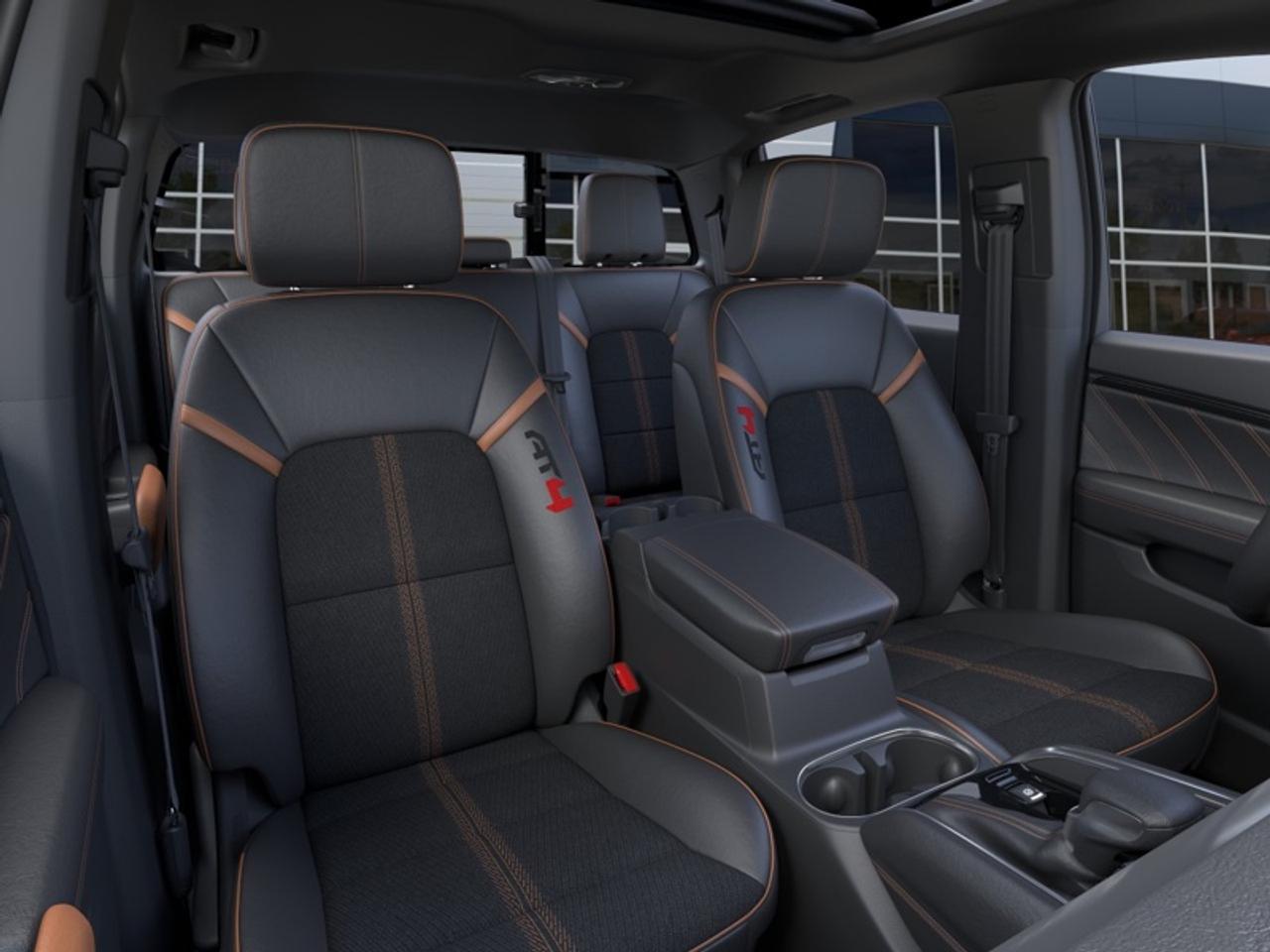 2026 GMC Canyon AT4   TECHNOLOGY PLUS | SUNROOF | BOSE | HEAD-UP DISPLAY | 20" BLACK WHEELS Photo