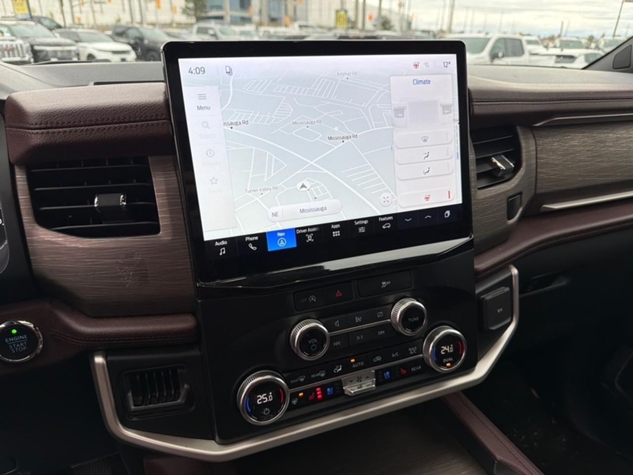 2024 Ford Expedition Limited  PANO ROOF|7 PASS|PREMIUM AUDIO Photo