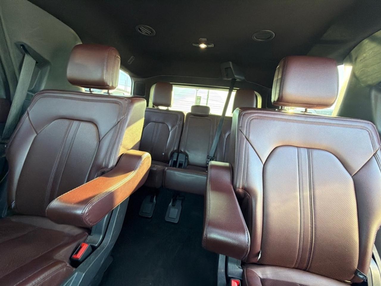 2024 Ford Expedition Limited  PANO ROOF|7 PASS|PREMIUM AUDIO Photo