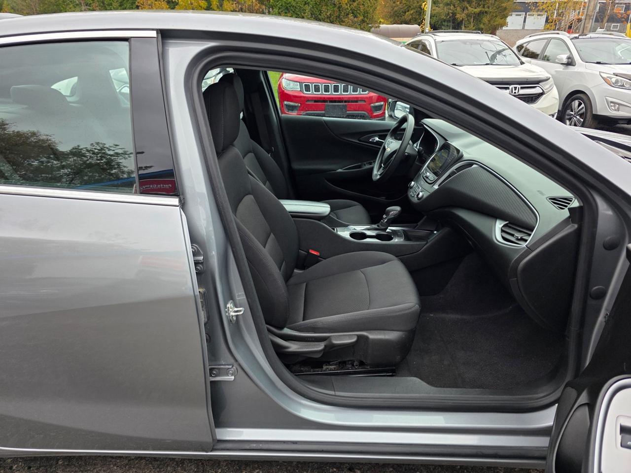2023 Chevrolet Malibu 1LT Photo
