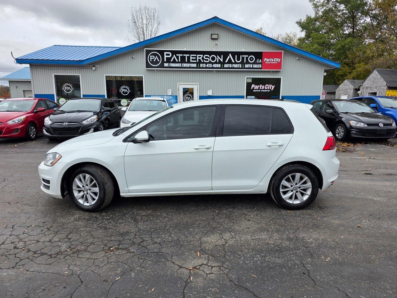 2015 Volkswagen Golf TSi  S Photo