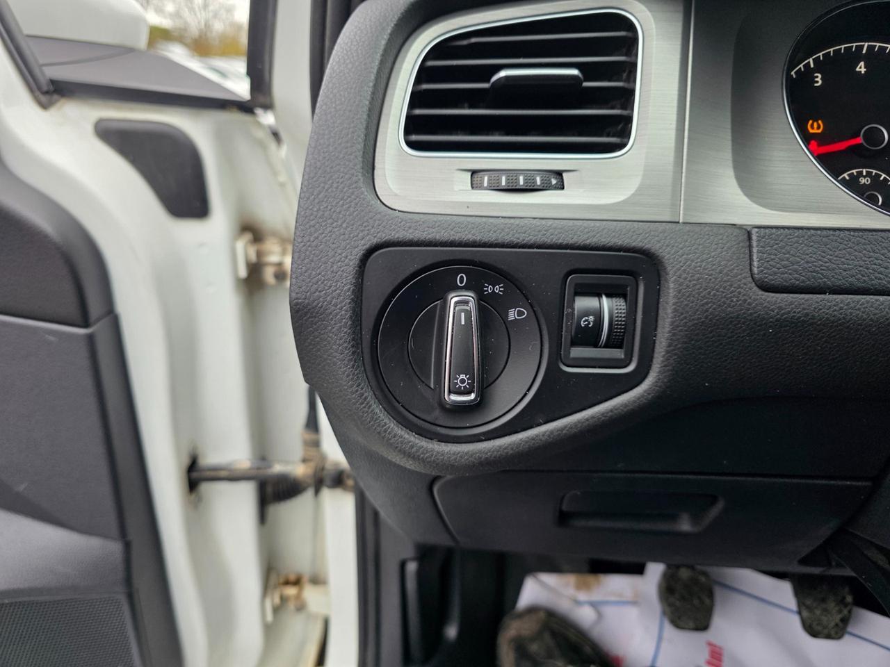 2015 Volkswagen Golf TSi  S Photo
