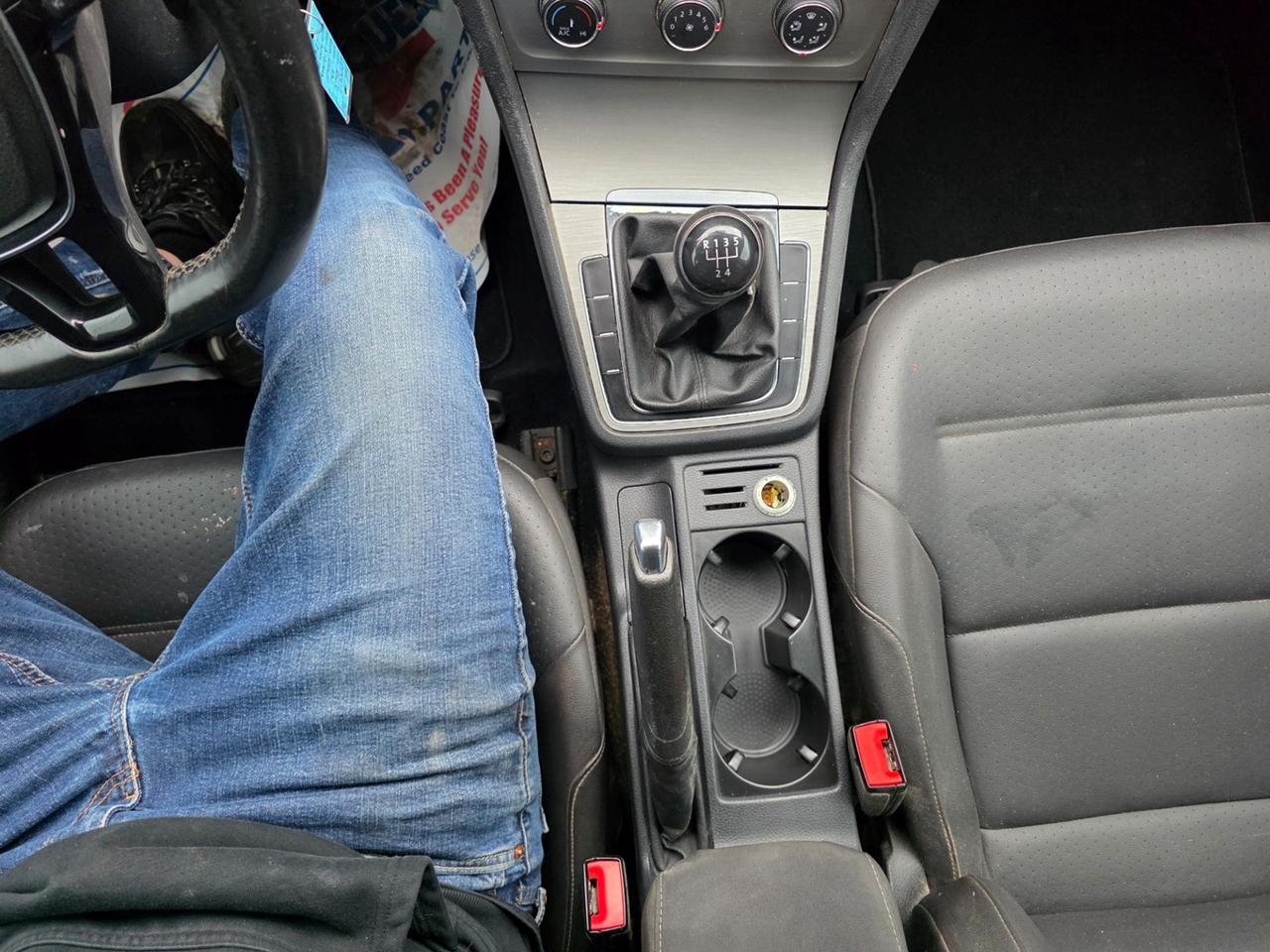 2015 Volkswagen Golf TSi  S Photo
