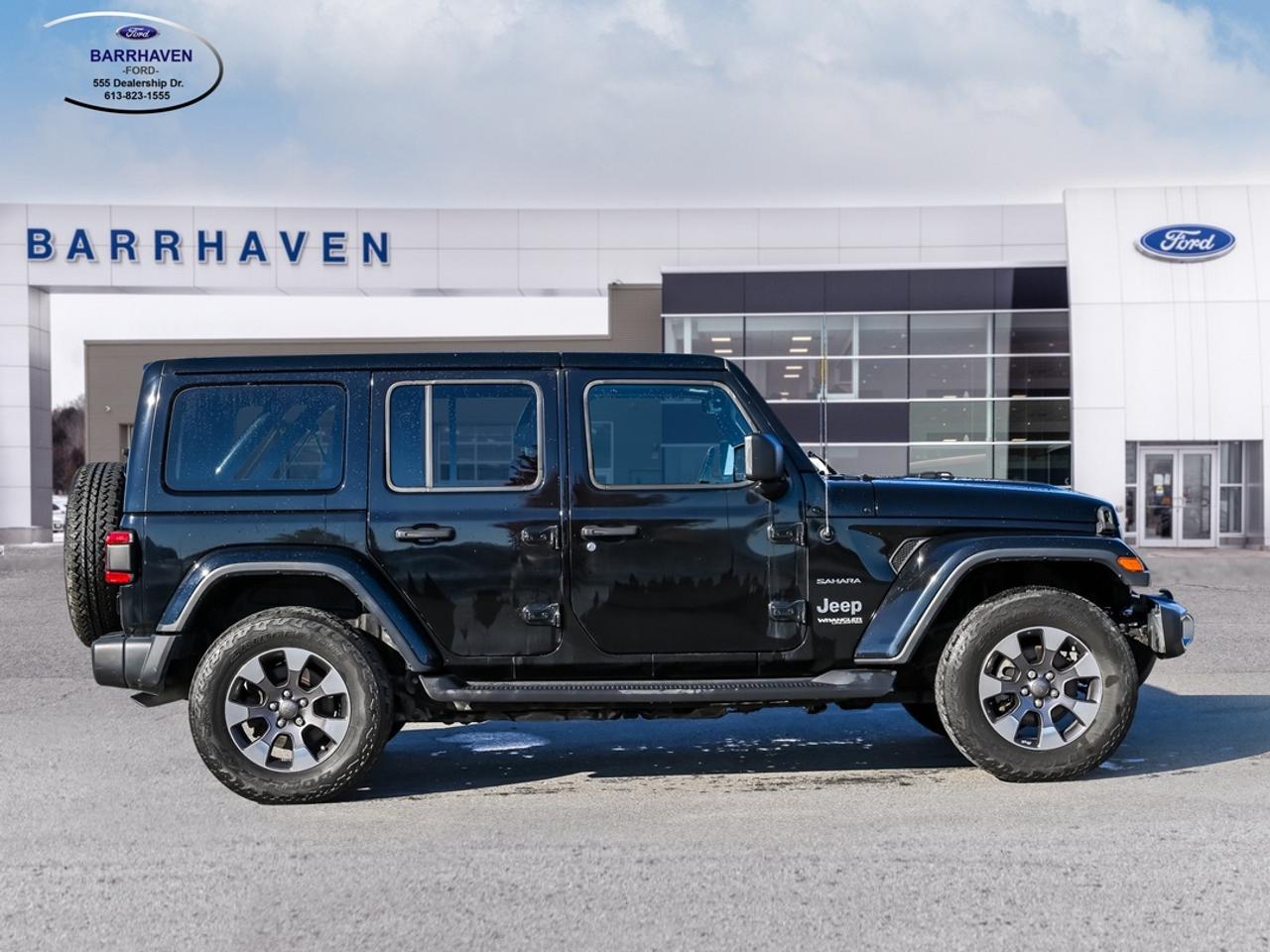 2018 Jeep Wrangler Unlimited Sahara Photo5