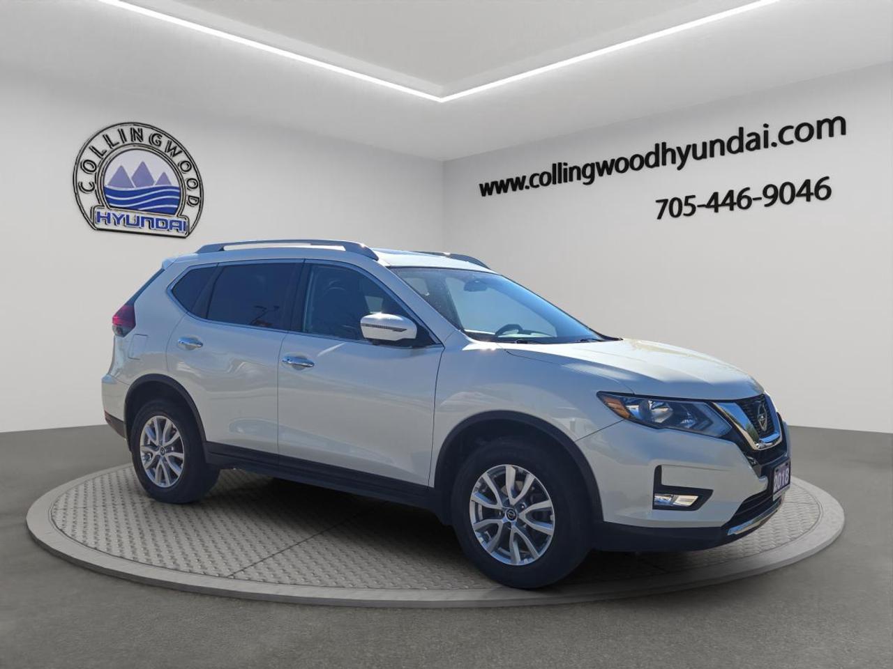 2018 Nissan Rogue SV Photo