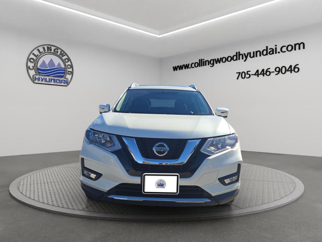 2018 Nissan Rogue SV Photo5
