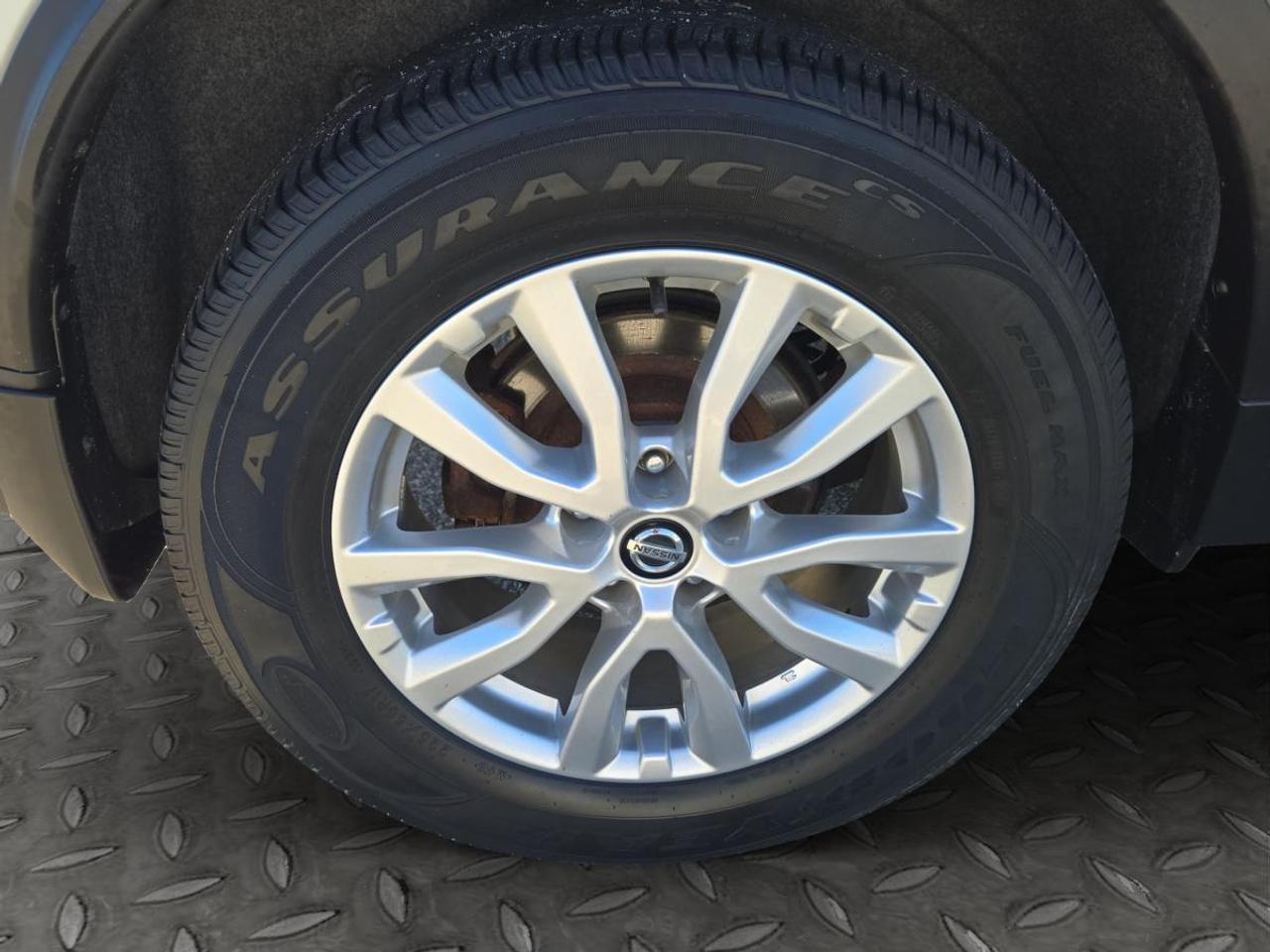 2018 Nissan Rogue SV Photo