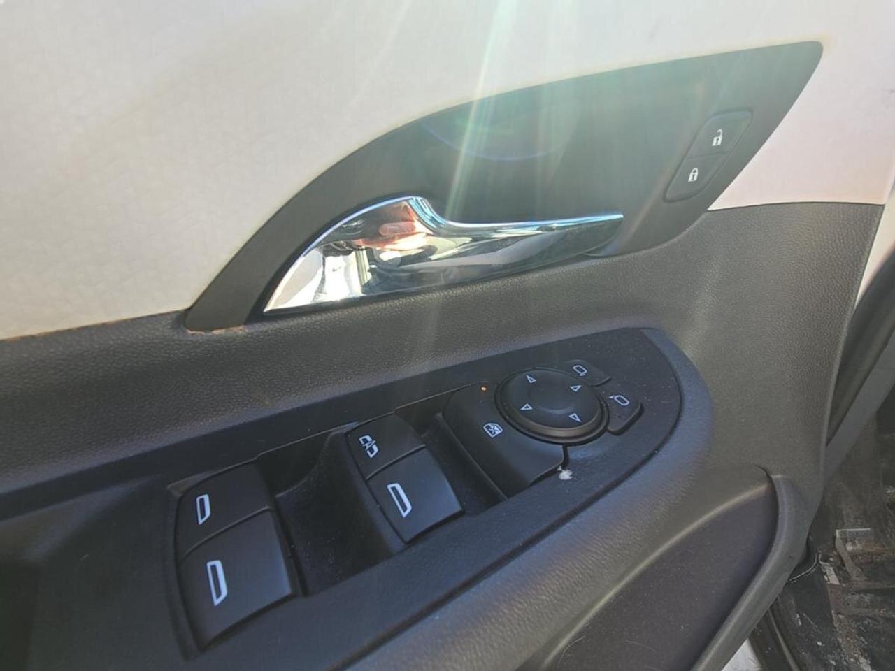 2020 Chevrolet Bolt EV LT Photo