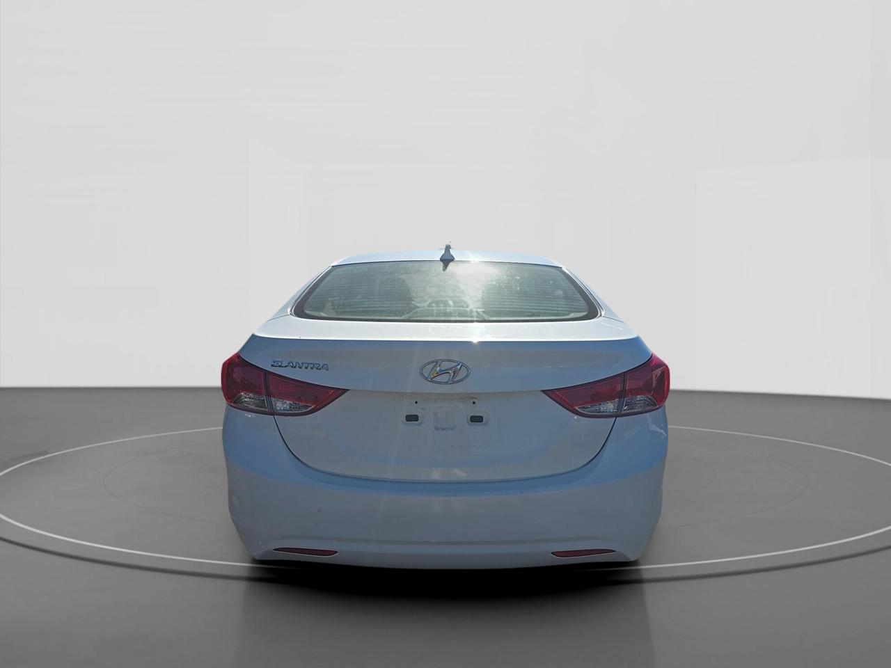2013 Hyundai Elantra GLS Photo