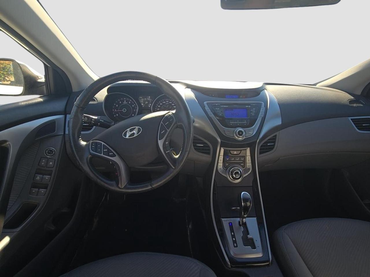 2013 Hyundai Elantra GLS Photo
