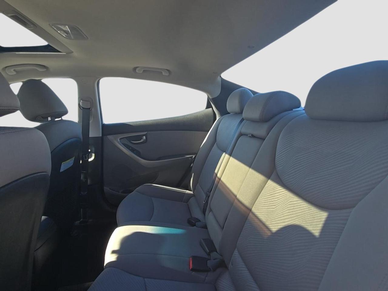 2013 Hyundai Elantra GLS Photo