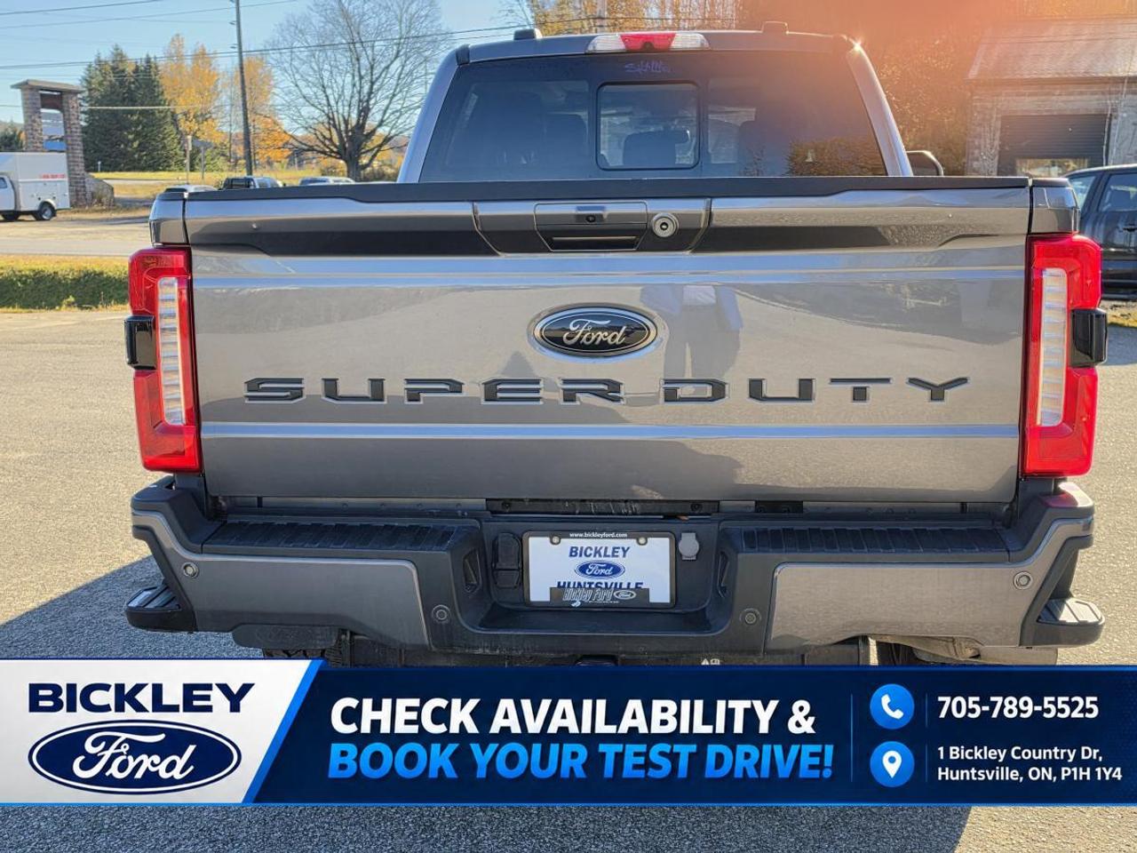 2024 Ford F-350 Super Duty SRW Lariat Photo