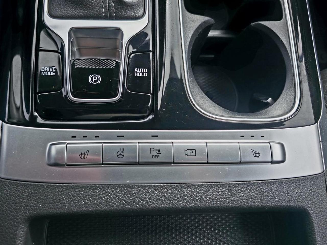 2024 Kia Carnival LX+ Photo