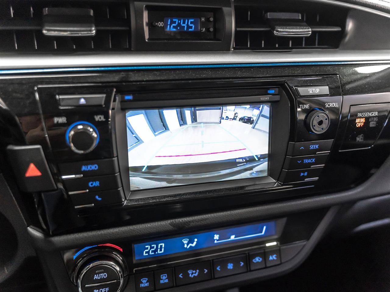 2014 Toyota Corolla LE Plus|2 Sets Rims & Tires|Leather Photo