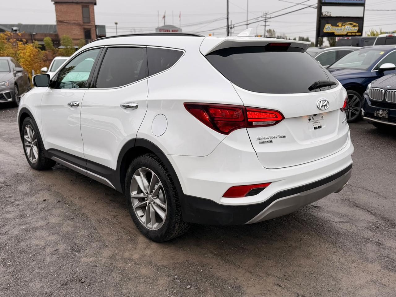 2017 Hyundai Santa Fe Sport Limited Photo