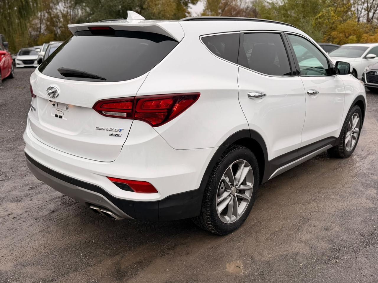 2017 Hyundai Santa Fe Sport Limited Photo