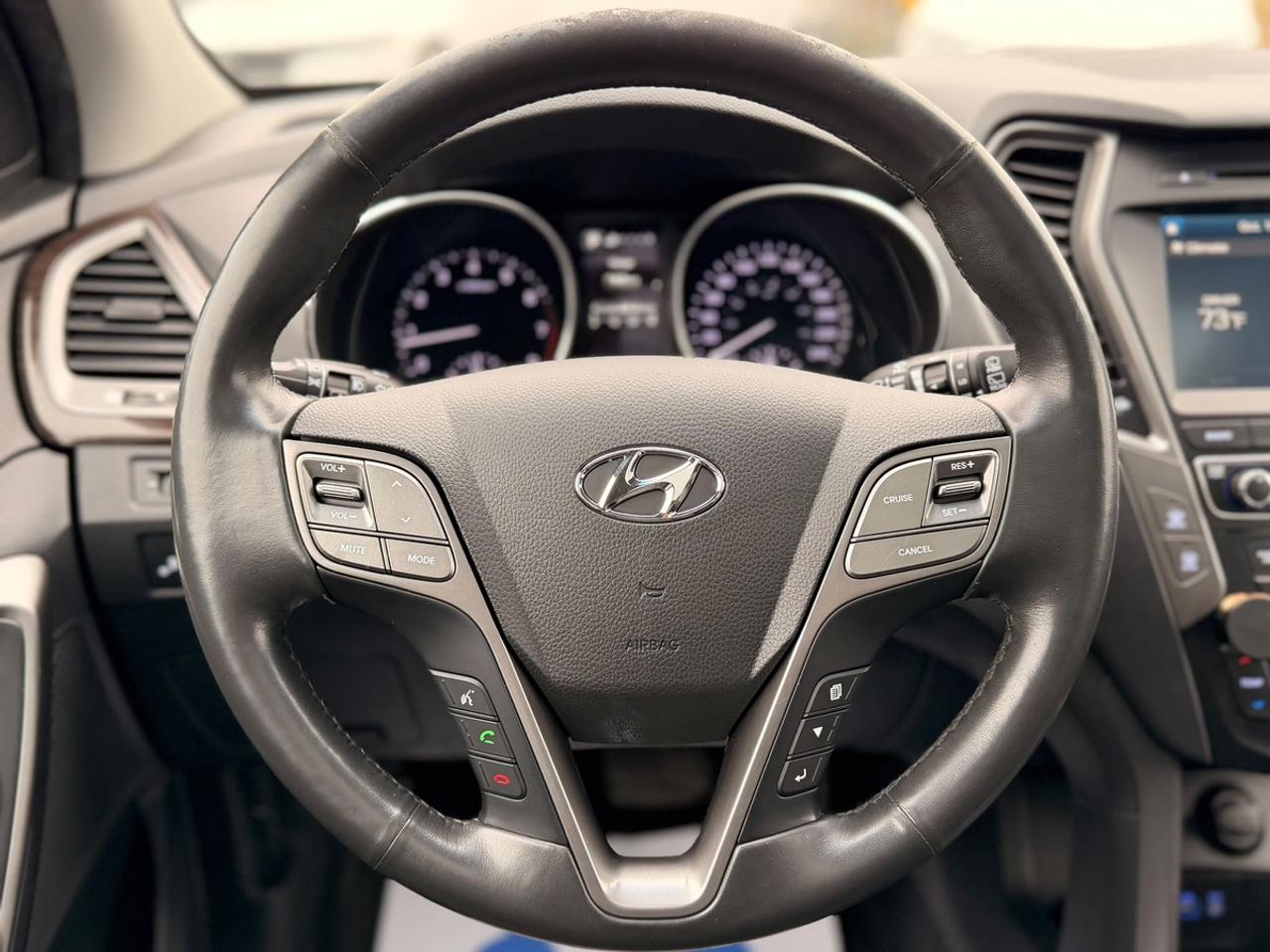 2017 Hyundai Santa Fe Sport Limited Photo