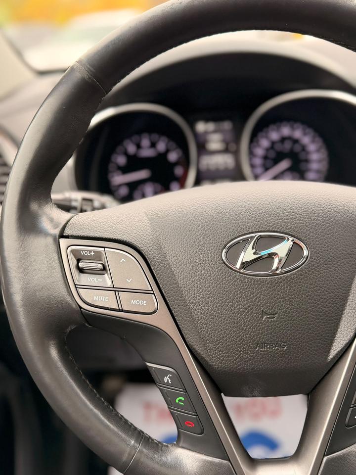 2017 Hyundai Santa Fe Sport Limited Photo