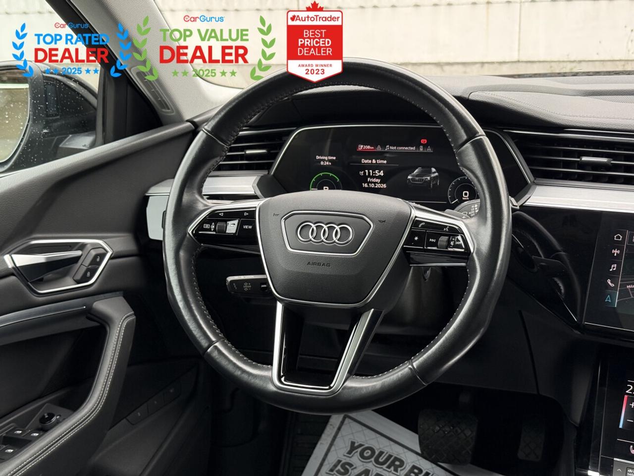 2019 Audi E-Tron PROGRESSIV | AUDI SERVICED | PANO | CARPLAY | LOADED Photo