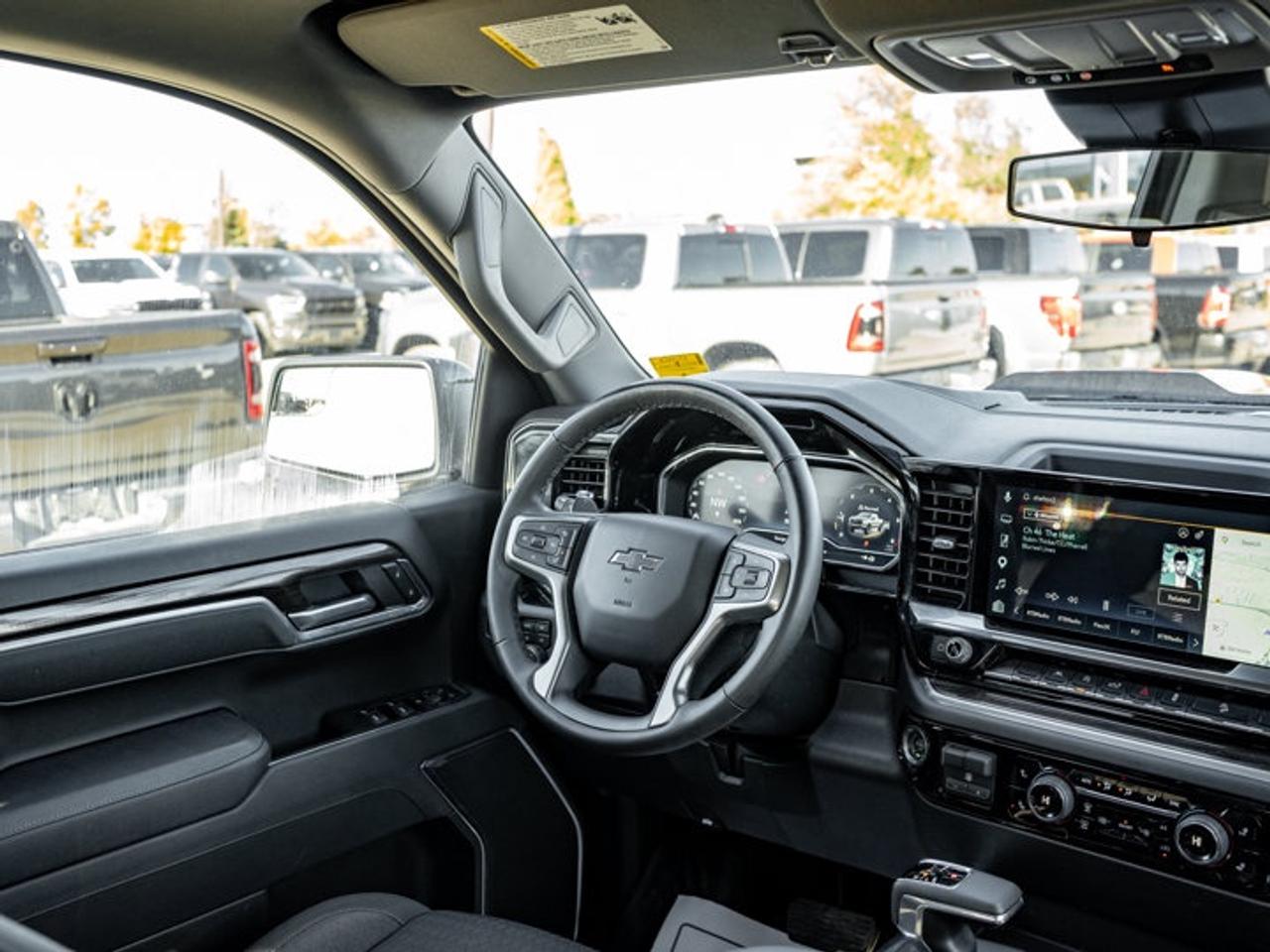 2025 Chevrolet Silverado 1500 LT Trail Boss Photo