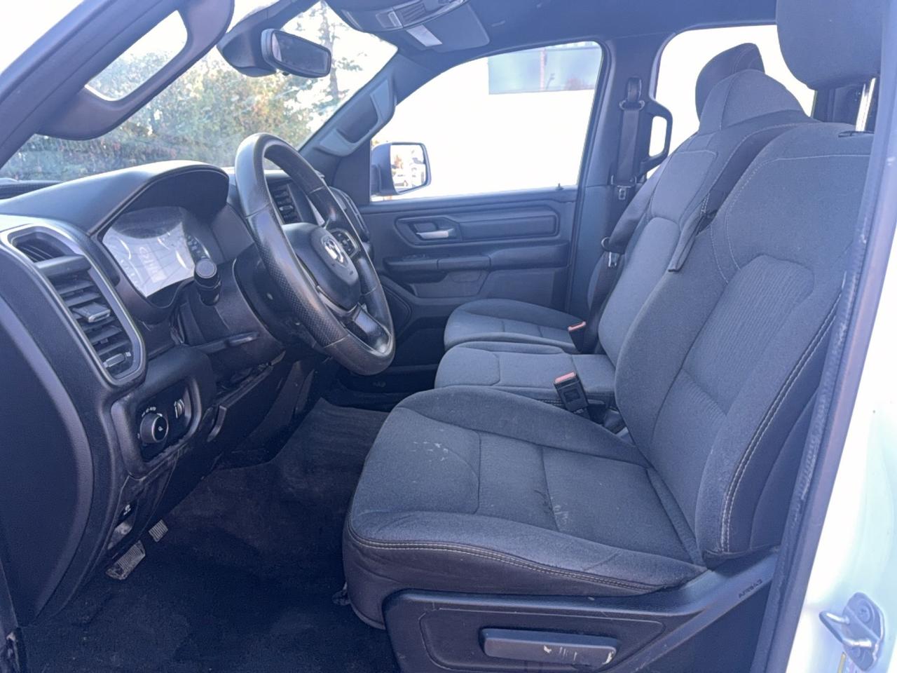 2022 RAM 1500 TRADESMAN-HEMI V8 - 4x4- TOW PKG Photo