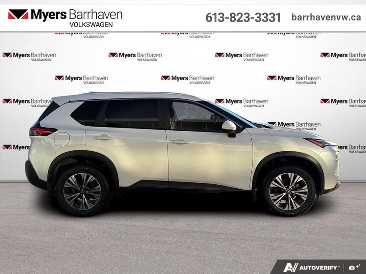 2023 Nissan Rogue SV MOONROOF  - Moonroof -  Apple CarPlay Photo