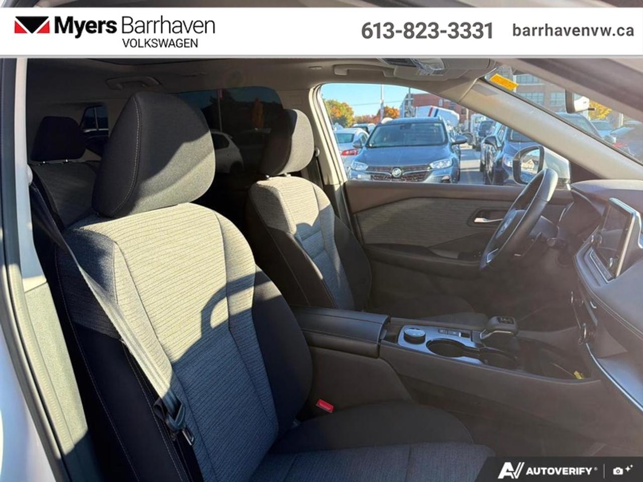2023 Nissan Rogue SV MOONROOF  - Moonroof -  Apple CarPlay Photo