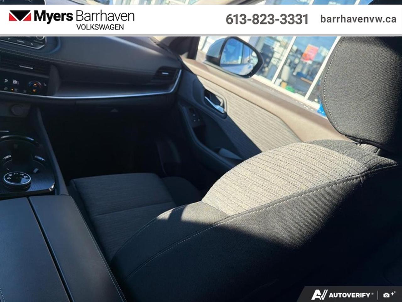 2023 Nissan Rogue SV MOONROOF  - Moonroof -  Apple CarPlay Photo