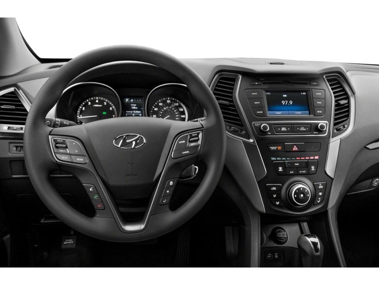 2017 Hyundai Santa Fe Sport 2.4 Luxury Photo